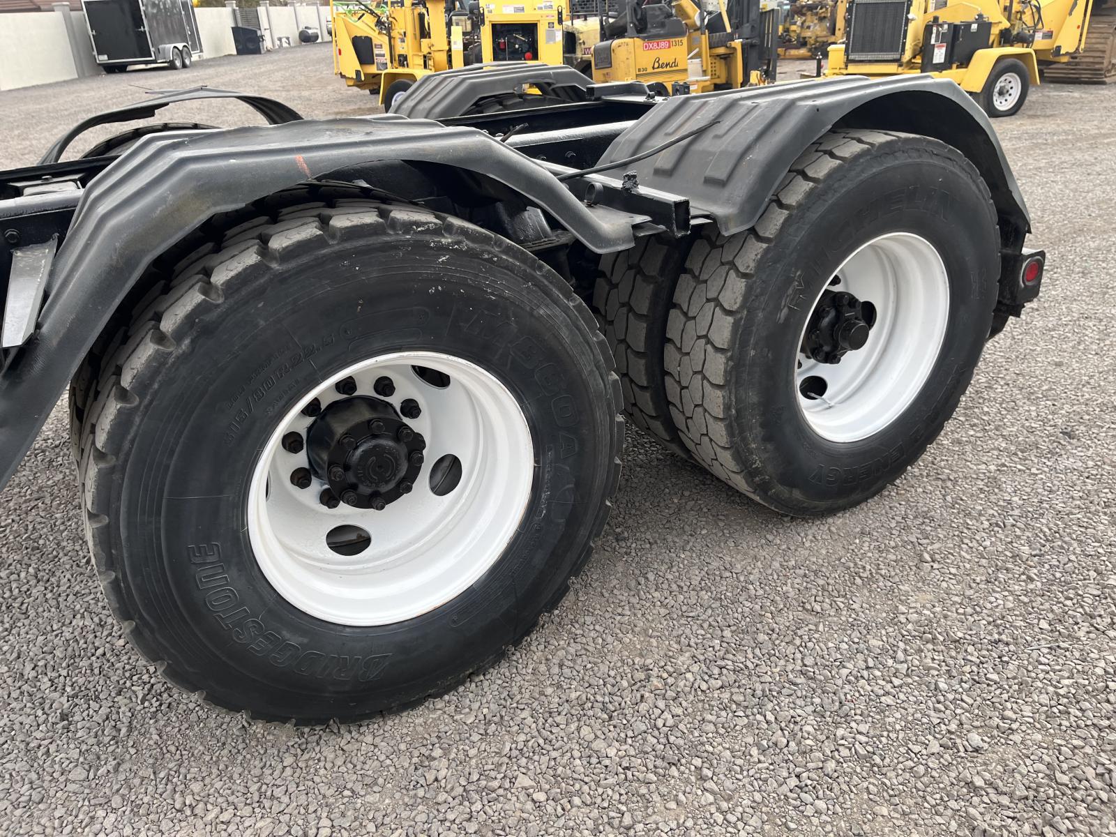 TRACTOCAMION PETERBILT 378